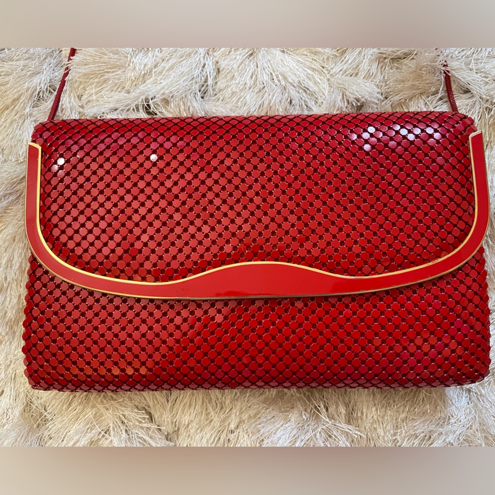 Stunning, Gorgeous Vintage Red Shiny Clutch Evening Bag - Elegantly Classic❤️✨💫
